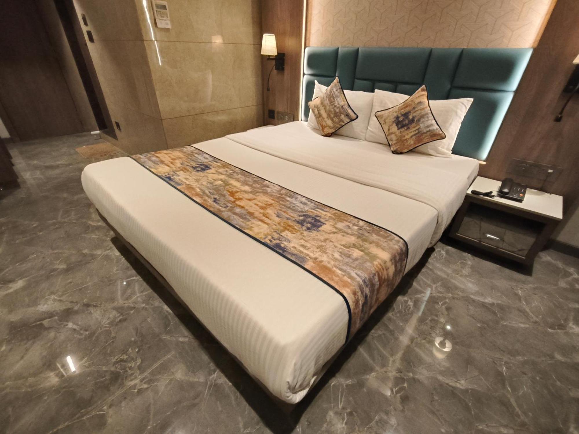 Hotel Dream Residency
