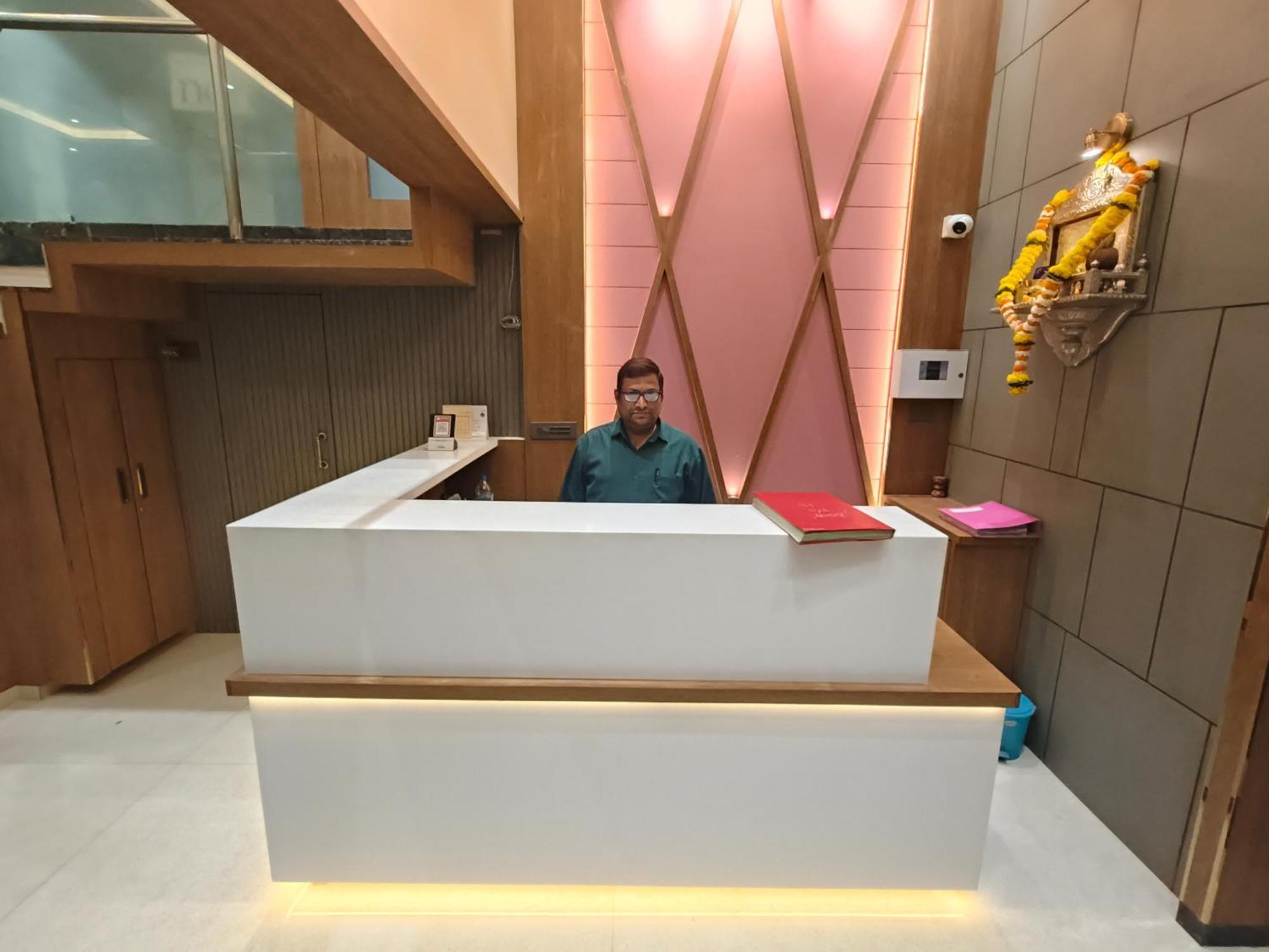 Hotel Dream Residency 2*